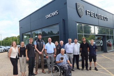Snows Motor Group wins prestigious Peugeot award for ‘roarsome’ performance