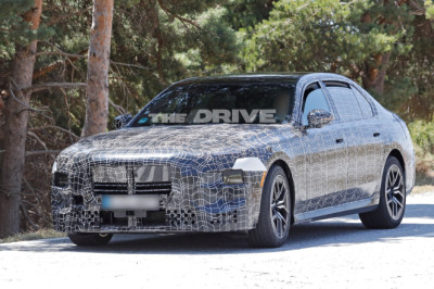 Spied: This Is What the New 2027 BMW 7 Series Will Look Like