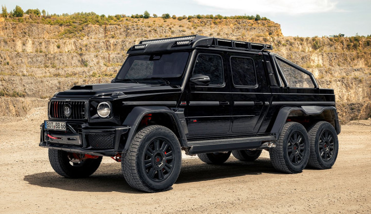 Stand back - Brabus XLP 800 6x6 coming through