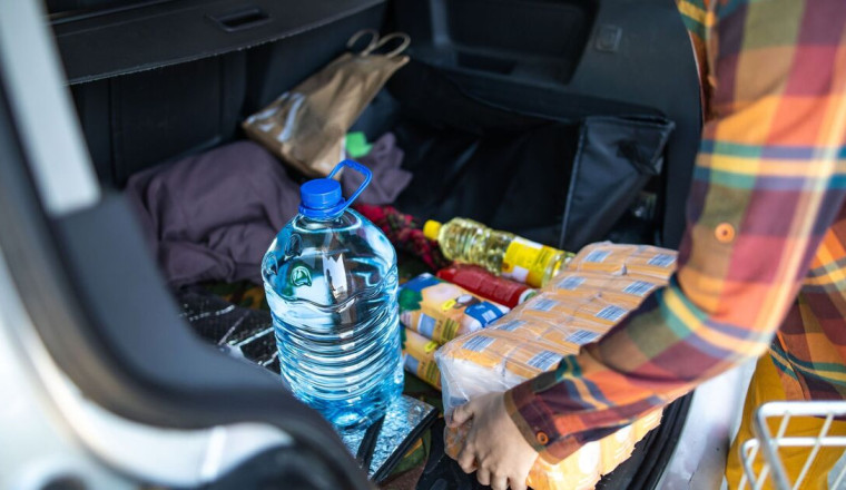 Drivers urged to put 5 items in car before Friday