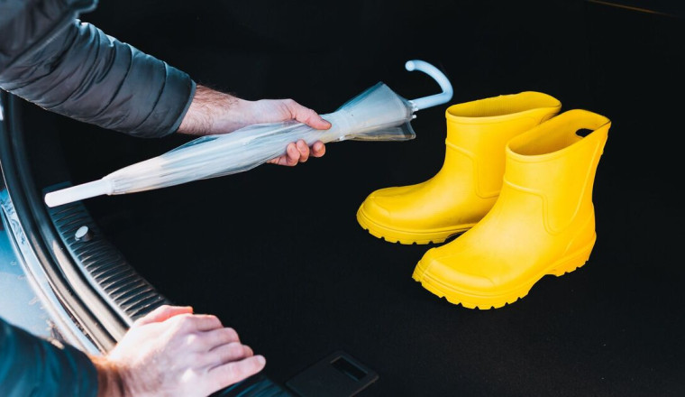 Drivers urged to put umbrella in car on Friday even if no rain forecast