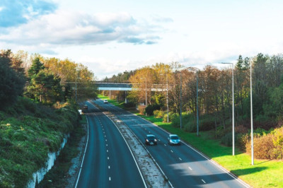 Driving instructor says people keep making 'common' error with dual carriageways