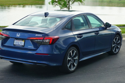 I Drove a 2025 Honda Civic Hybrid for Two Months and Got an Easy 51 MPG