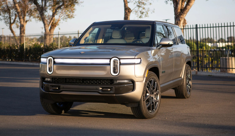 Rivian Is Auctioning This Bespoke Pebble Beach–Themed R1S To Benefit MrBeast's Clean Water Fund