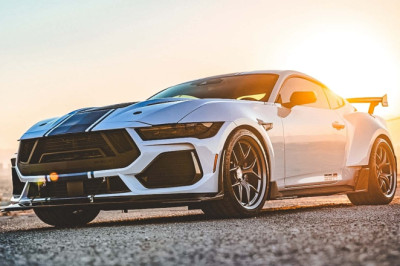 The New Shelby Super Snake-R Is a Mustang Dark Horse On Steroids