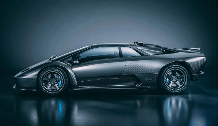 This Lamborghini Diablo V-12 Restomod Was Made for the Track