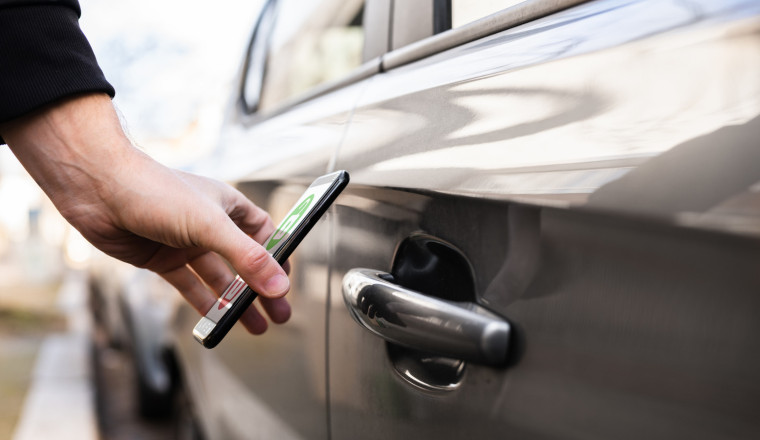 White Hat Hacker Exploits Flaw To Unlock Cars And Data Of An Unnamed Brand