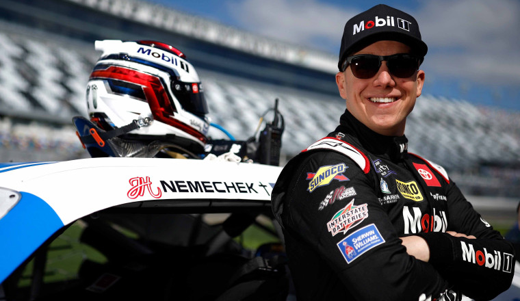 Cody Ware attempts to crash John Hunter Nemechek (Video)