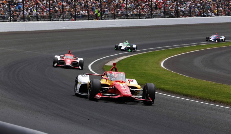 Indycar sells part ownership to Fox