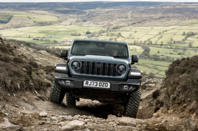 Jeep wants 4×4 owners to know their rights to go green laning