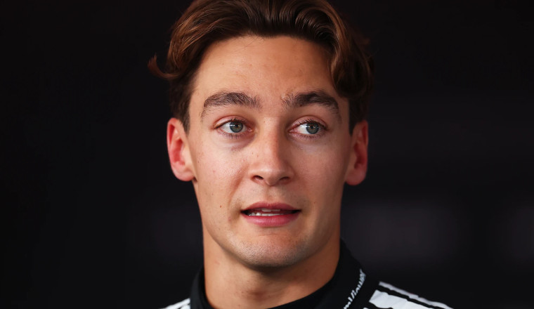 Russell ‘would pay to be a World Champion’