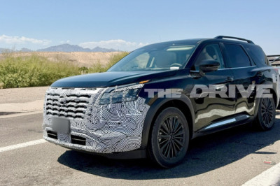 This Is Our First Glimpse of the 2026 Nissan Pathfinder