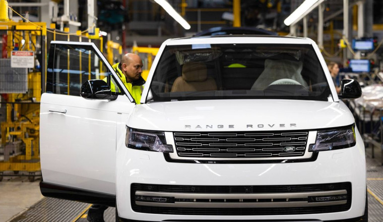 Used car expert names jaw-dropping vehicles you can buy for cost of one new Range Rover