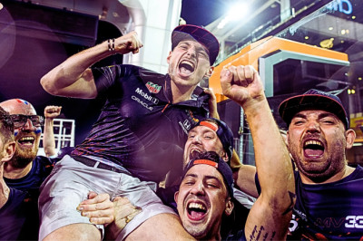 Verstappen's dramatic first title triumph in 2021