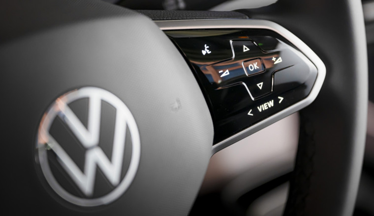 VW Owners Are Suing Because They Hate Capacitive Touch Buttons So Much