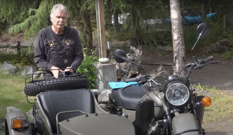 Putin Surprises Alaskan Ural Owner With Free Bike, And No There's Nothing Weird About That At All, Why Would That Be Weird?