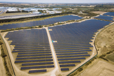 Solar to supply a third of energy at JLR HQ
