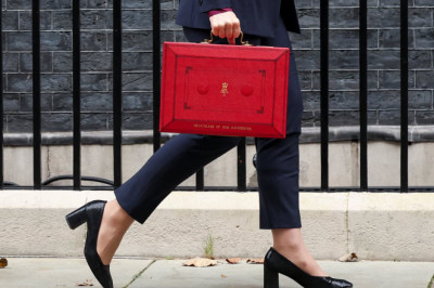 This is how much taxpayer money the Government wastes ferrying empty red despatch boxes in chauffeured cars