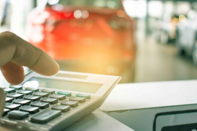 What does representative APR mean in car finance ads?