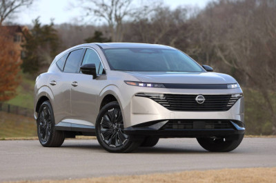 2025 Nissan Murano Review: Refined Midsize SUV with Fresh Design and Tech