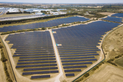 JLR looks to make Gaydon HQ more sustainable by opening 26-hectare solar farm