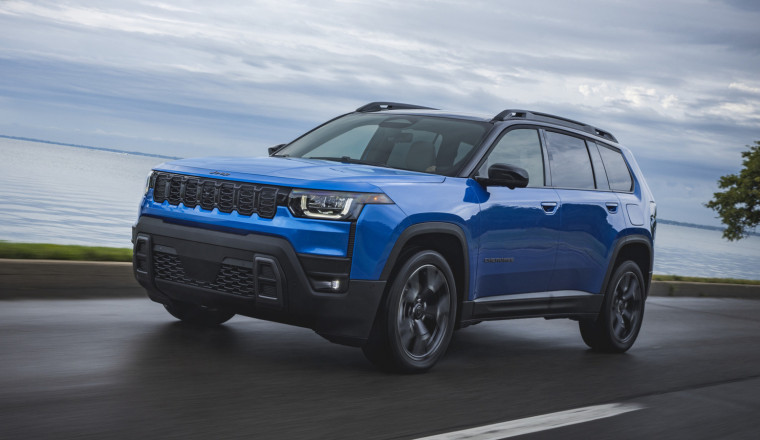 2026 Jeep Cherokee Blends Macho Looks With A Standard 37-MPG Hybrid Powertrain For $36,995
