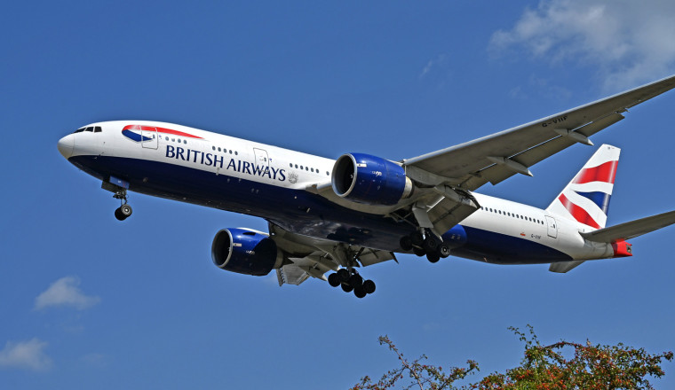 British Airways Pilot Suspended For Leaving Cockpit Door Open So His Family Could Watch Him Fly