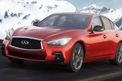 Infiniti Is Reportedly Making A New Q50 Sedan, And This Time, It'll Offer A Manual Transmission