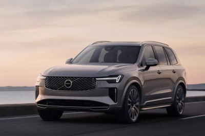 2025 Volvo XC90 Review: Scandinavian Luxury Meets Modern Electrification