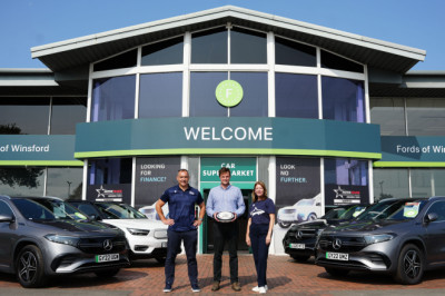 Used car supermarket Fords of Winsford announces three-year Sale Sharks sponsorship deal