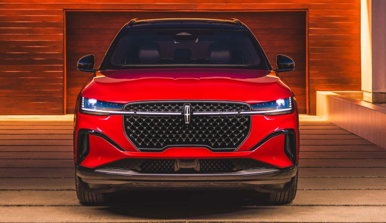 An Affordable Lincoln EV Would 'Make Sense,' Says Jim Farley