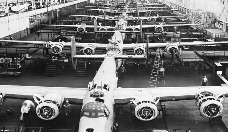Ford Once Made A Mile-Long Factory To Build Bombers Faster Than Anyone Thought Possible