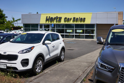 Hertz Now Sells Used Cars On Amazon Autos