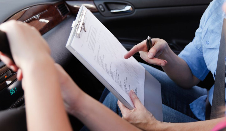 'I'm a driving instructor - people make indicator blunder with without knowing it'