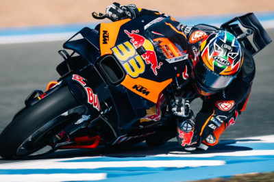 MotoGP vs Formula 1: The Science of Driving Positions