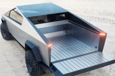 Tesla Raises Cybertruck Price by $15,000 with New Luxe Package