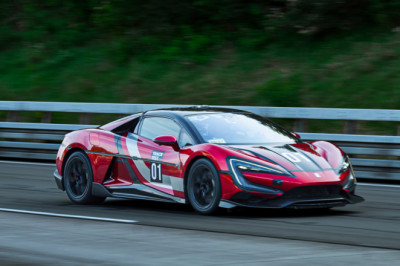 BYD's 2,959-HP Yangwang U9 Track Edition Hits 293.54 MPH, Crushing Rimac's EV Top Speed Record