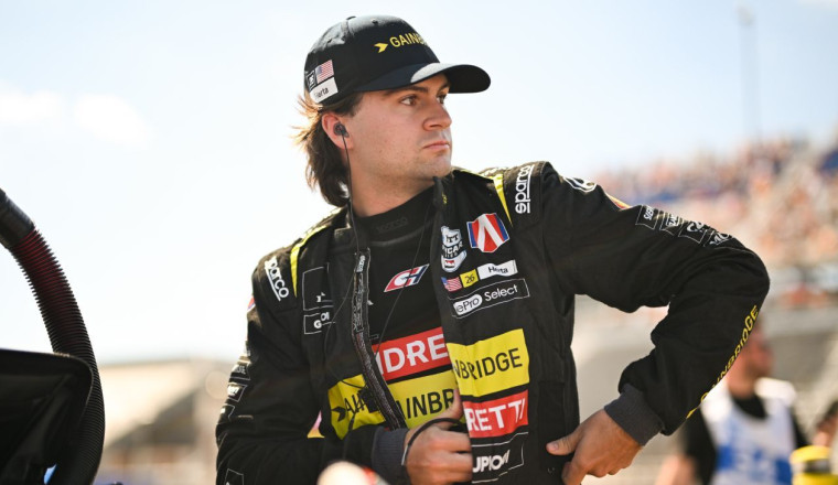 IndyCar driver Herta mum about F2 speculation