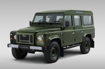 Land Rover’s Latest Classic Defender V8 Pays Tribute To Winston Churchill