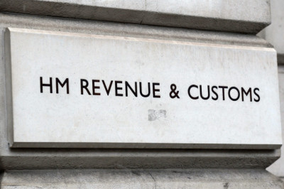 Used car dealer slapped with £200,000 fine after ‘deliberately defaulting’ on mammoth tax bill