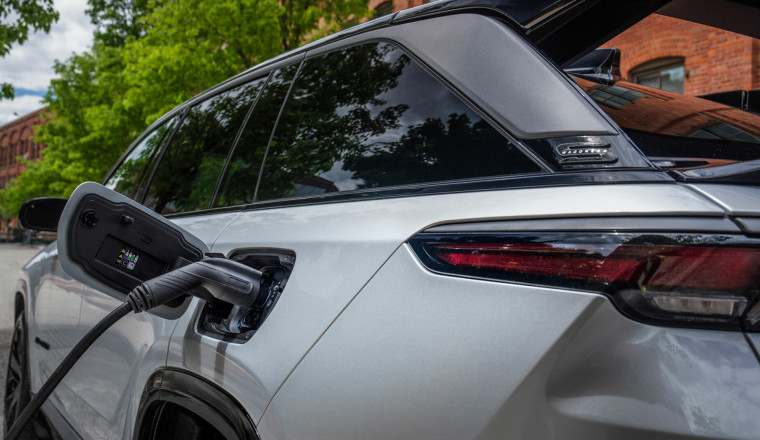 IRS Quietly Extends EV Tax Credit Deadline But There’s A Catch