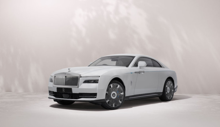 Rolls-Royce Spectre Primavera: Spring Fever, Bottled in Bespoke Luxury