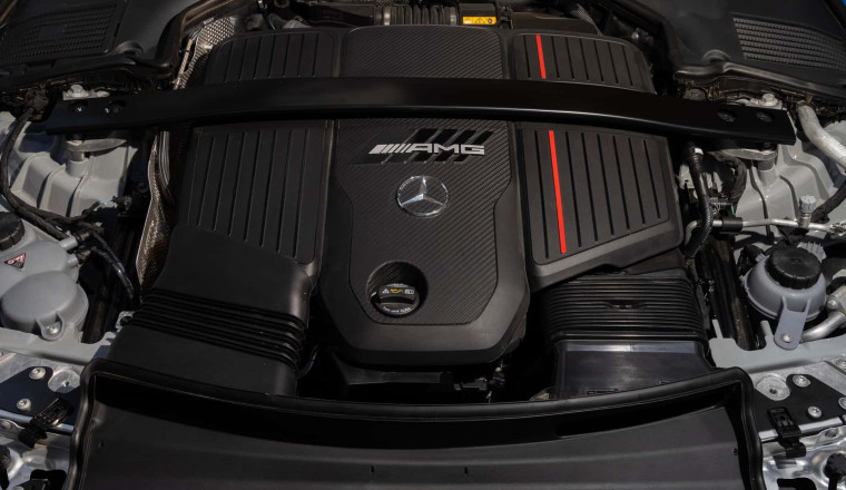 Mercedes Boss Urges Europe to Drop the Gas Engine Ban