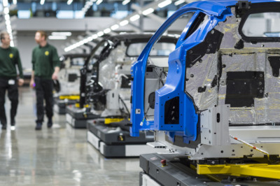 UK vehicle production declines by 10% in July despite improvement in car manufacturing