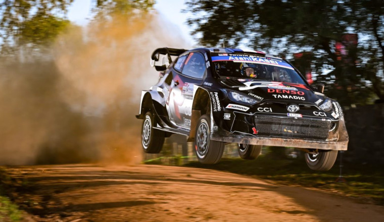 Frustrated Ogier wins first Rally del Paraguay