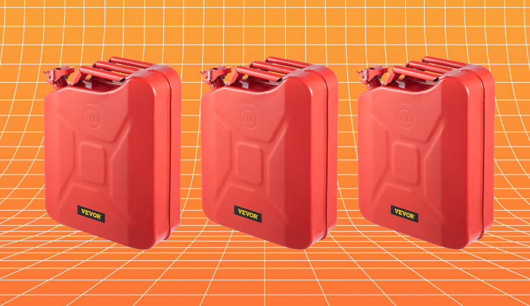 Grab a Classic-Looking Jerry Can While They’re on Sale at 25% Off