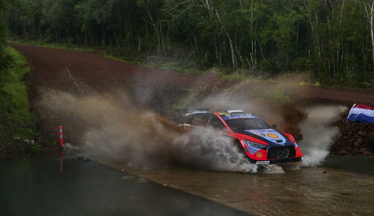 Puncture drops Tänak off the podium, Fourmaux has a scare