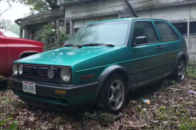 Watch This Abandoned GTI Get Its First Wash In a Decade