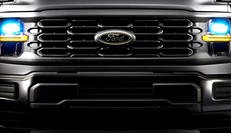 Drivers Say Ford’s V8 Is Guzzling Oil Faster Than Gasoline