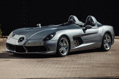 FOR SALE: 2009 Mercedes-Benz SLR McLaren Stirling Moss